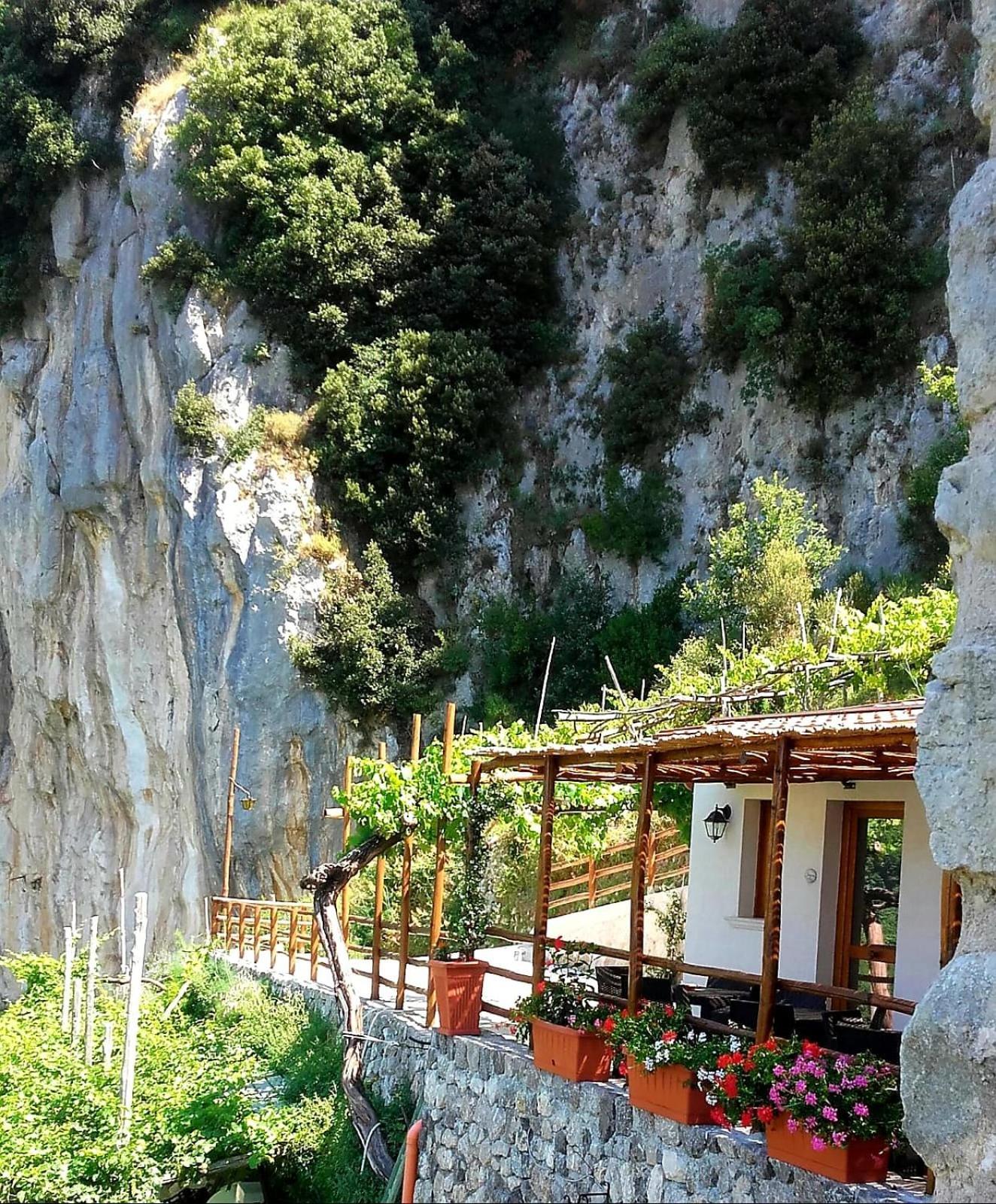 Agriturismo Orrido Di Pino Agerola Exterior photo