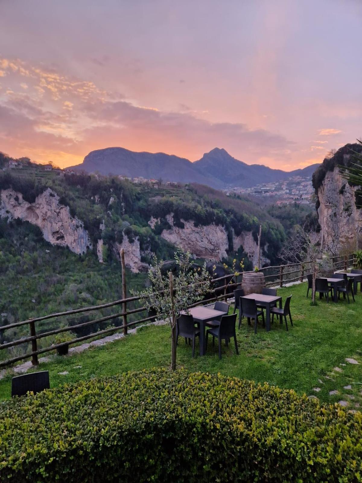 Agriturismo Orrido Di Pino Agerola Exterior photo