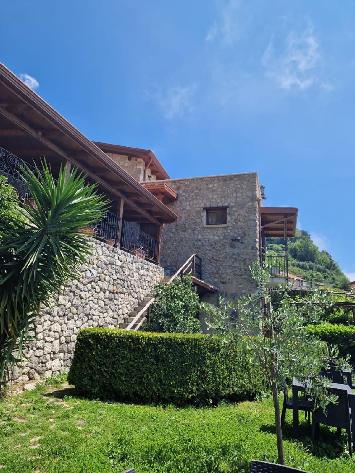 Agriturismo Orrido Di Pino Agerola Exterior photo