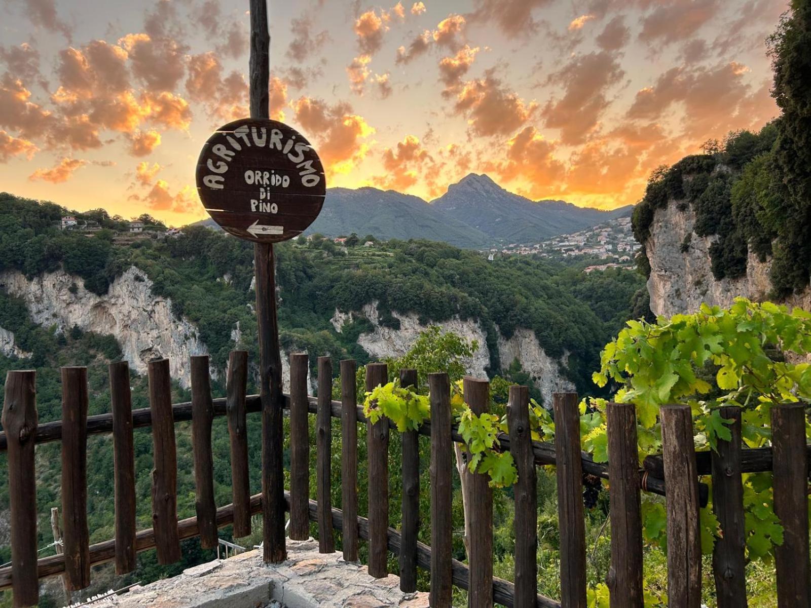 Agriturismo Orrido Di Pino Agerola Exterior photo